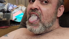 Busting a nut while playing with a mouthful of cum Thumb